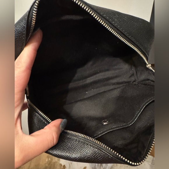 Coach Boxy Cosmetic Case/Large Wristlet Black with Silver Hardware - Picture 3 of 8